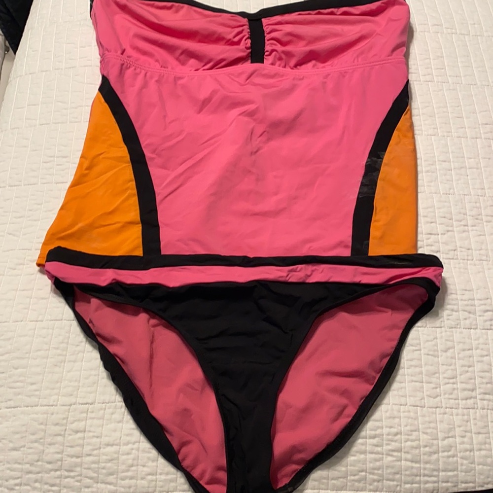 Swim two piece